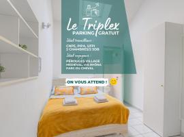 Le Triplex proche CNPE, PIPA, Via Rhôna，位于Lagnieu的公寓