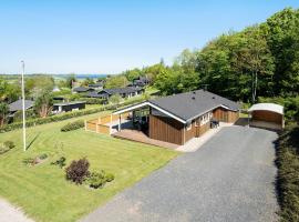 3 Bedroom Stunning Home In Løgstrup，位于Løgstrup的酒店