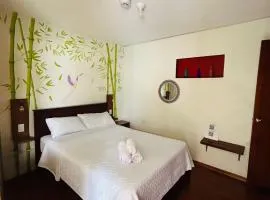 Hostal Apakilla H3