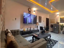 LUXE Apartment at Wuse WI-FI 247 Power, Netflix, YouTube, Airplay, DStv，位于阿布贾的酒店
