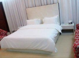 Premium Hotel DHA，位于卡拉奇真纳国际机场 - KHI附近的酒店