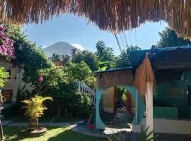 Black Sand hostel Amed