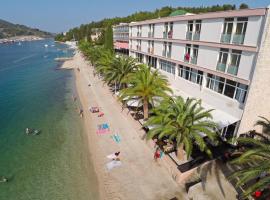 Hotel Posejdon Vela Luka，位于尼亚卢卡的酒店