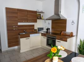 (W)einHaus am See，位于拉斯特的酒店