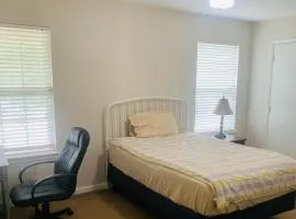 Private Cozy Lock Room 1