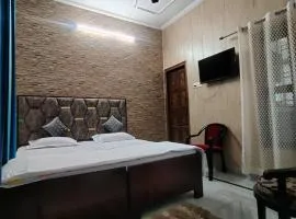 Girija Homestay