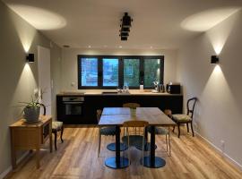 Studio type loft cosy proche du Stade Decathlon Arena JO 2024 Olympic Games，位于Hellemmes-Lille的住宿加早餐旅馆