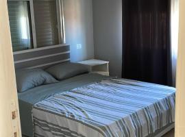 arad rooms to rent - ערד חדרים להשכרה，位于阿拉德的酒店