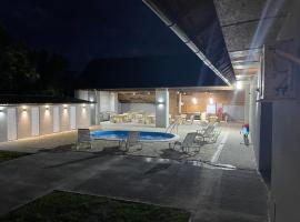 Backa idila，位于Bački Gračac的酒店