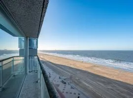 7e verdiep Appartement met zeezicht in Knokke voor 6 personen