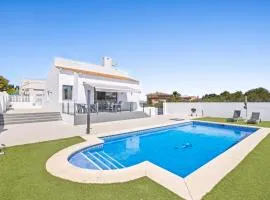 Amazing Villa in El Faro