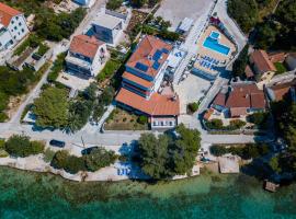 Boutique Guesthouse Sveti Petar, on the beach, heated pool & boat berth - ADULT ONLY，位于尼库加姆的住宿加早餐旅馆