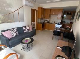 2 Bedroom Apartment, Zygos Centre Block D - By IMH Travel & Tours，位于帕福斯的公寓