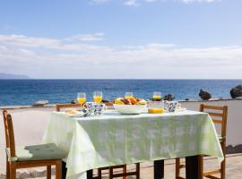 OKStay Playa de la Viuda Tenerife 20m from the beach，位于坎德拉里亚的酒店