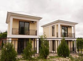 Cottage ,,Okatsia” ოკაციას კოტეჯები，位于Gordi的酒店