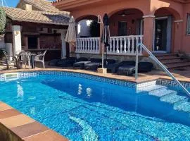 Riumar "El Cazador", 200m to beach, private pool, On-Site-Service, dog beach