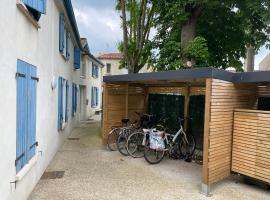 A -15min à Vélo du vieux Port La Rochelle 2，位于艾特雷的酒店
