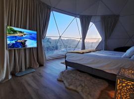 Glamping Casas Eco Natura，位于Cabrais的豪华帐篷
