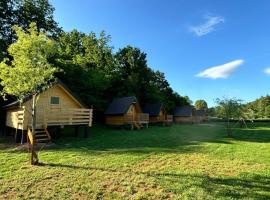 Green River - robinzonski kamp，位于杜加雷萨的度假短租房