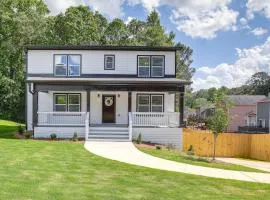 Modern Decatur Gem with Deck, 10 Mi to Atlanta