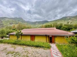Panjrud guest house，位于Panjakent的酒店
