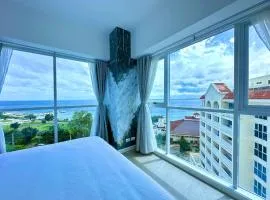 La Mirada Residences Sea-view Suites