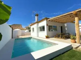 Preciosa Villa Independiente 100metros playa 10personas, Free Parking, Fully renovated Now