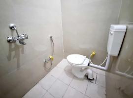 Hotel O 81123 Hotel Tanishk，位于Hāthras的酒店