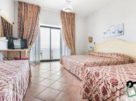 HOTIDAY Hotel Cefalù，位于切法卢的酒店