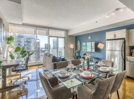 Cozy 2BR Condo with King Bed and City Views，位于卡尔加里的公寓