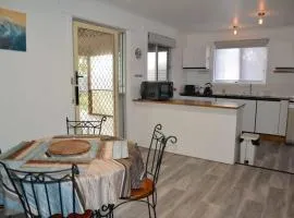 The Cozy Penguin with Sea Views