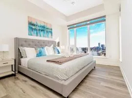 Luxury 1BR Condo - Private Balcony City Views