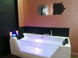 Appartements avec balnéo et sauna privatif - Troyes Centre