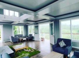 Trisula Villa，位于Lemahabang的酒店