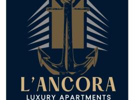 L'Ancora Luxury Apartments，位于波利科罗的酒店