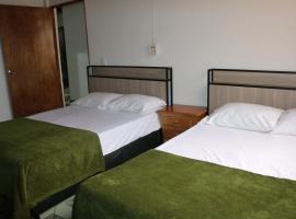 Aparta Suite Torre De Prado Penthouse，位于麦德林的酒店