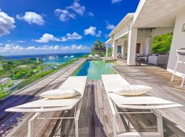 Villa Louna panoramic view private pool 3 Bedrooms，位于Anse Marcel 的乡村别墅