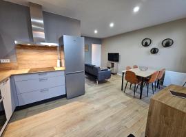 Appartement Le 96，位于Lurcy-Lévis的酒店