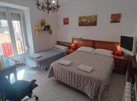 Apartment & Rooms Constantí，位于Constantí的酒店