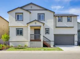 Spacious Family Home in Stockton - Pets Welcome!