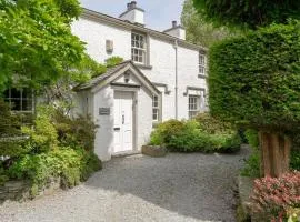 Peacock Cottage