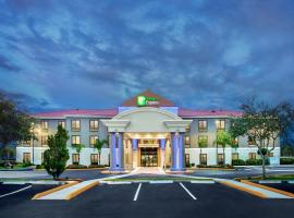 Holiday Inn Express & Suites Sebring, an IHG Hotel，位于锡布灵Atlantis Golf Club附近的酒店