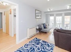 Contractors 4 Beds 2 BathroomsTown Centre Parking