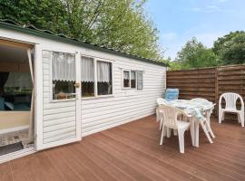 Mobilhome Capacité 2 à 4 personnes，位于Pluduno的酒店
