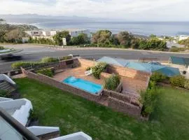 Ocean Views Apartment Plett