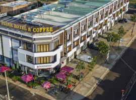 Phương Trinh Hotel & Coffee，位于波来古市的酒店