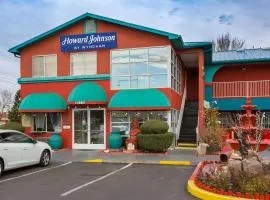 Sandia Peak Inn Old Town ABQ, a Howard Johnson by Wyndham