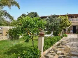 2 Bedroom Cozy Home In Siracusa