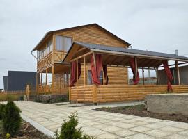 WooD_House_Issyk-Kul，位于博斯特里的酒店