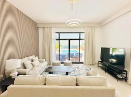 4BR Sea View Luxury Villa，位于富查伊拉的酒店
